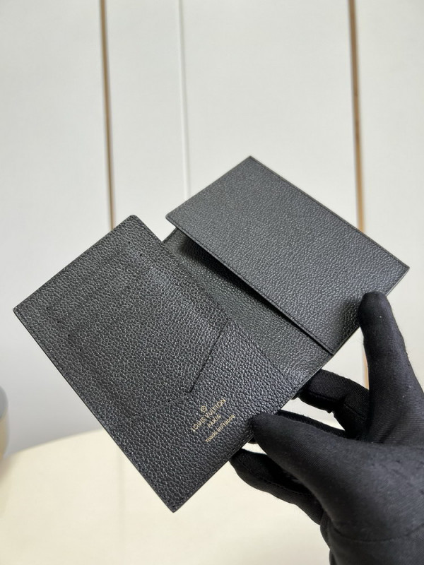 l0*is V*t0n passport cover-10*14*2.5cm