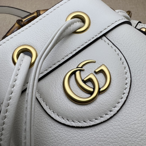G*u*i diana mini bucket bag