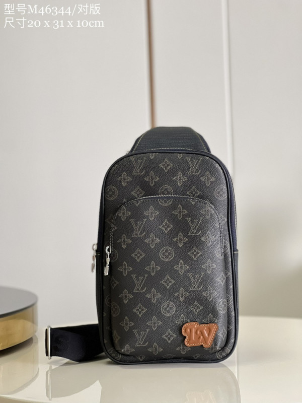 l0*is V*t0n avenue sling bag nm