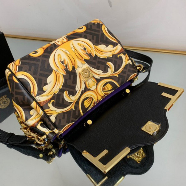 F**di x versace la medusa
