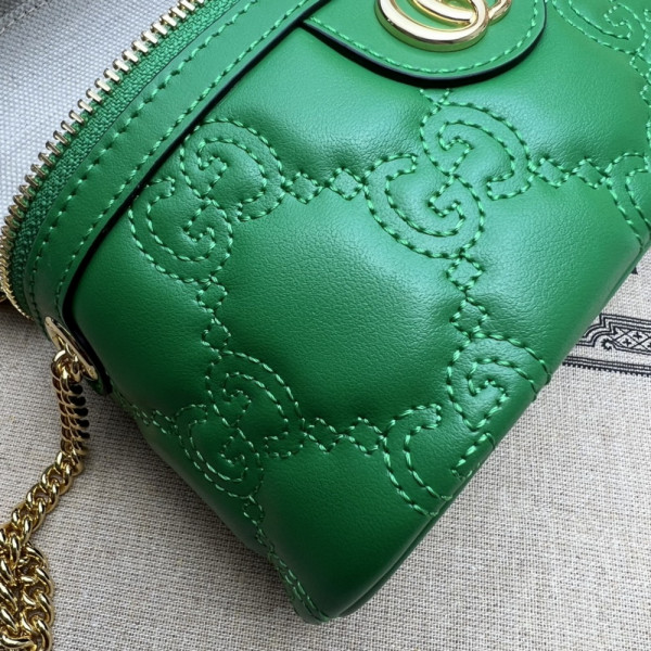 G*u*i gg matelassé top handle mini bag