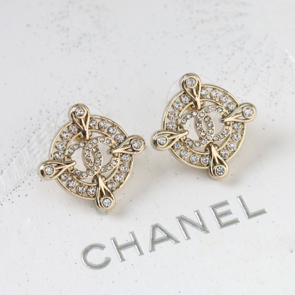 CL EARRINGS