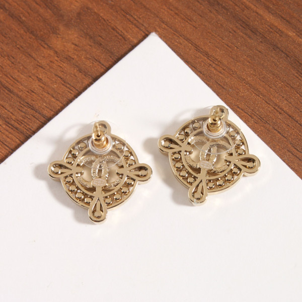 CL EARRINGS