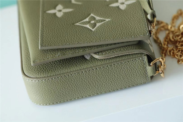 l0*is V*t0n pochette fÉlicie