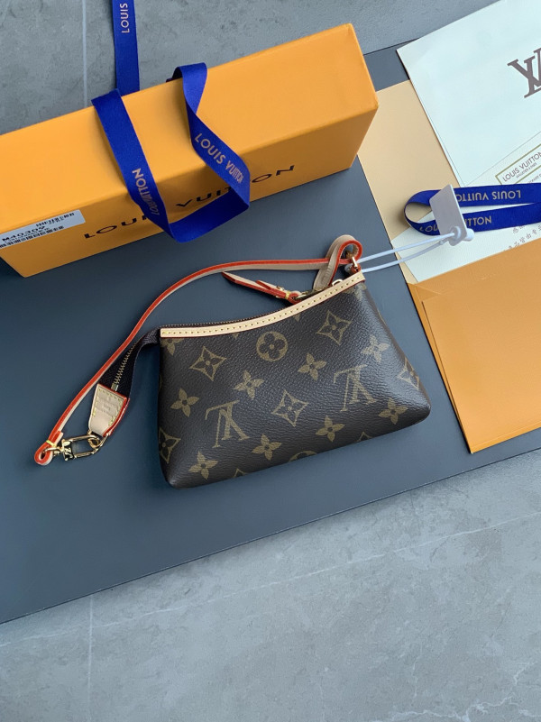 l0*is V*t0n monogram mini pochette delightful pouch