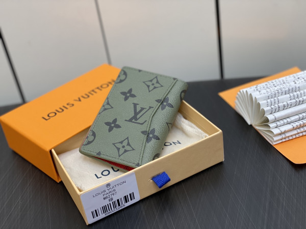 l0*is V*t0n pocket organizer