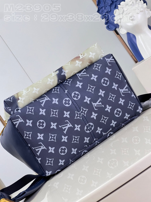 l0*is V*t0n discovery backpack pm