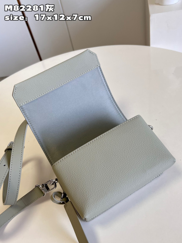 l0*is V*t0n fastline wearable wallet