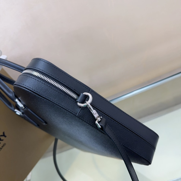 B**rry slim ainsworth briefcase