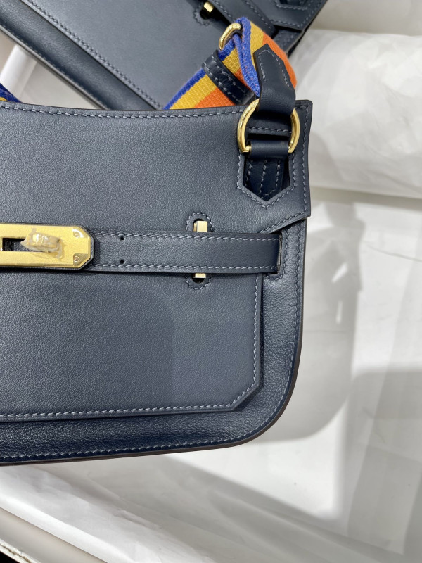 H**mes jypsiere mini bag in swift leather gris meyer
