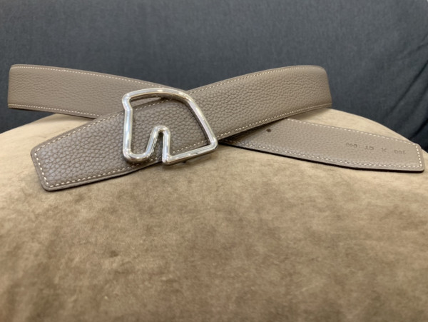 H**mes belt