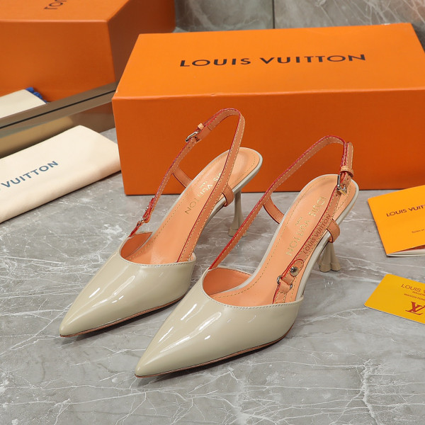 l0*is V*t0n heels