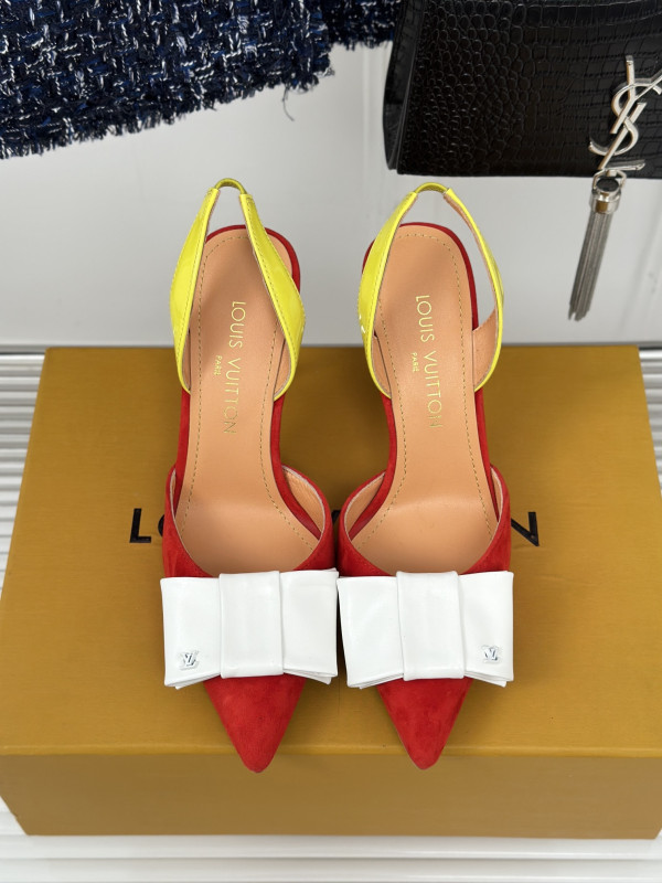 l0*is V*t0n heels