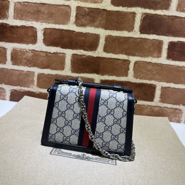 G*u*i gg matelassÉ small top handle bag