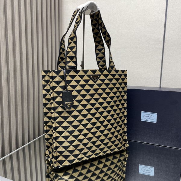 Pra*a hobo tote bag-38*38.5*11cm