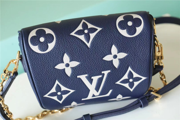 l0*is V*t0n mini bumbag-17-12-9.5cm