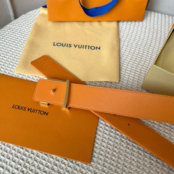l0*is V*t0n belt