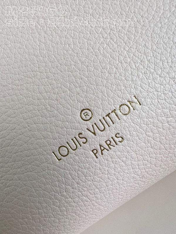 l0*is V*t0n side trunk pm-21*14*6cm