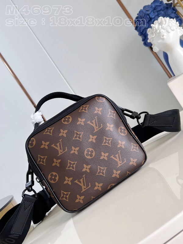 l0*is V*t0n trail messenger-18*18*10cm