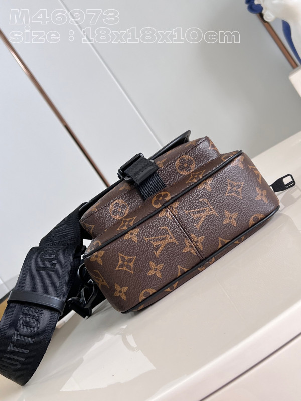 l0*is V*t0n trail messenger-18*18*10cm