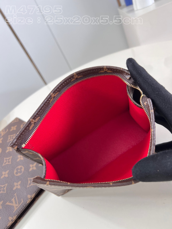 l0*is V*t0n trio toilet pouch-25*20*5.5cm