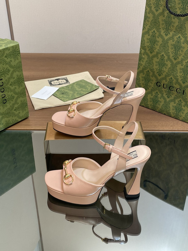 G*u*i heels-11cm