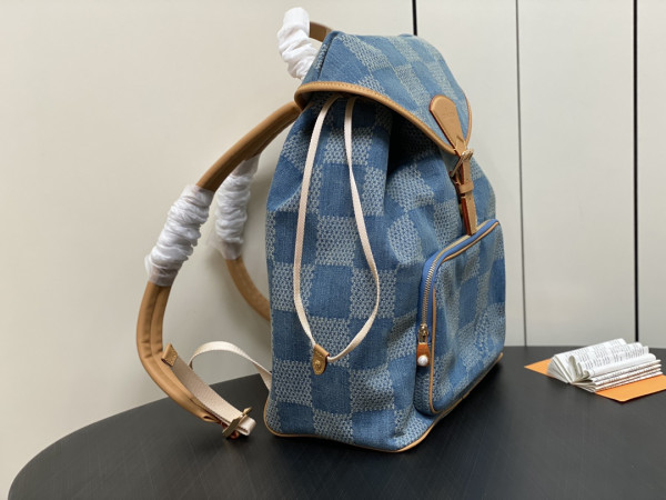 l0*is V*t0n montsouris backpack