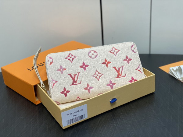 l0*is V*t0n zippy wallet-10*20*2 cm