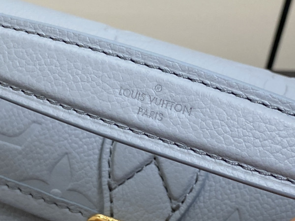l0*is V*t0n nano diane-19*10.5*6 cm