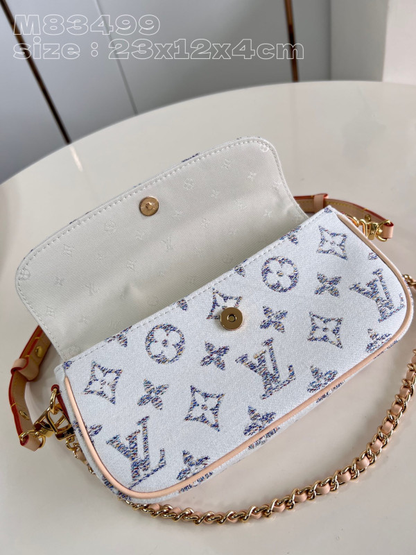 l0*is V*t0n wallet on chain ivy-23.5*12*4.3cm