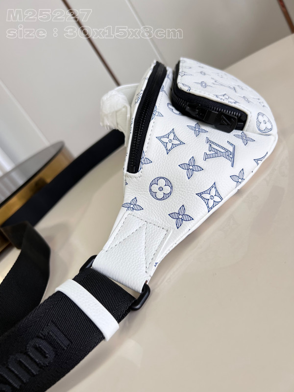 l0*is V*t0n rush bumbag-30*15*8cm