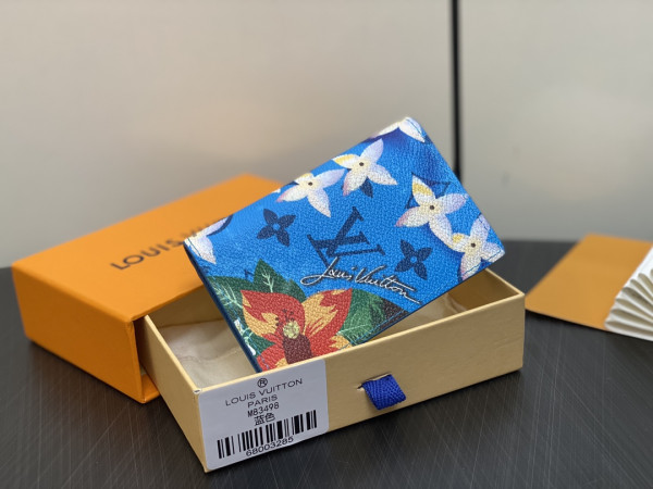l0*is V*t0n pocket organizer-7.5*11.1*1 cm