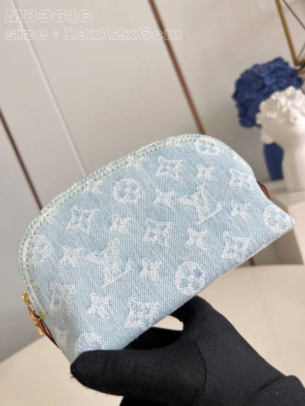 l0*is V*t0n pochette cosmétique pm