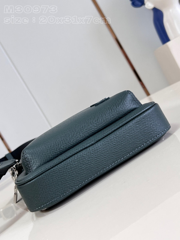 l0*is V*t0n avenue slingbag nm-31*20*7cm
