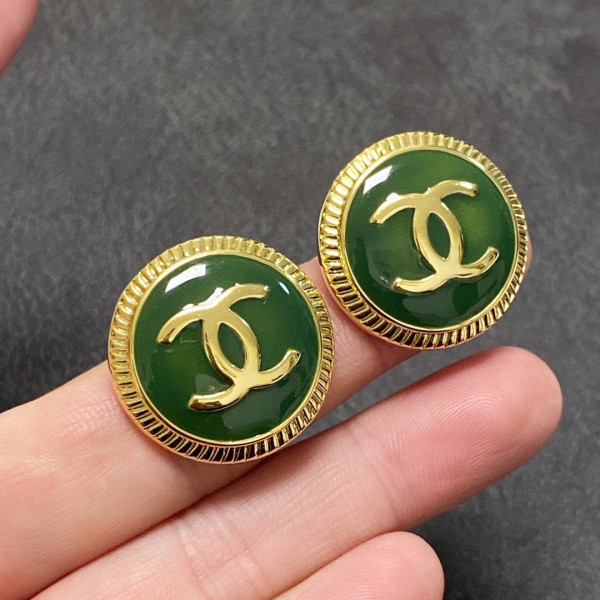 CL EARRINGS