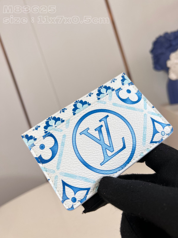 l0*is V*t0n card holder-11*7*0.5cm