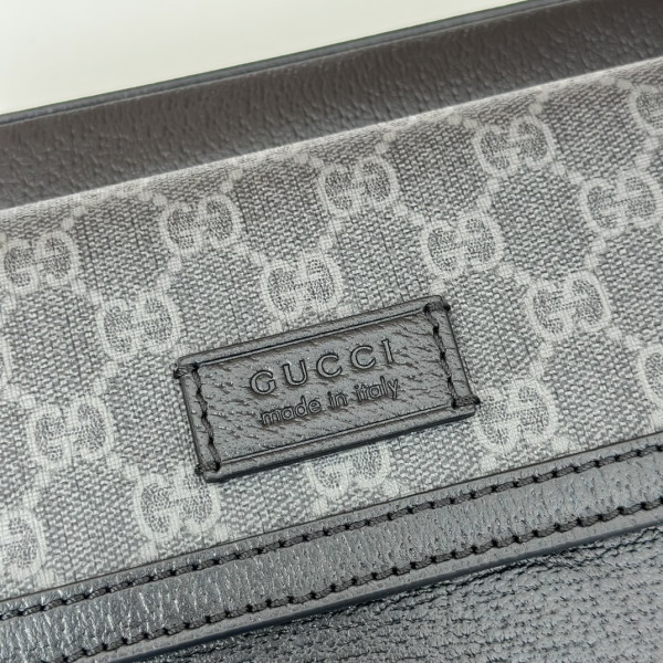G*u*i small gg crossbody bag with tag