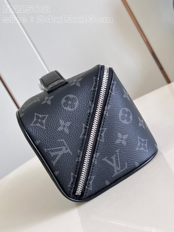 l0*is V*t0n toiletry bag-24*13*13cm