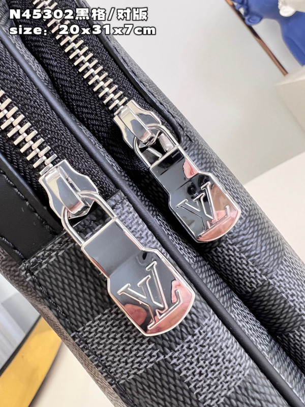 l0*is V*t0n avenue slingbag nm-31*20*7cm
