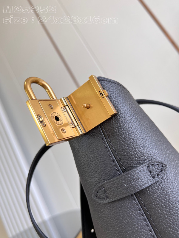 l0*is V*t0n low key hobo jh-24*28*16cm