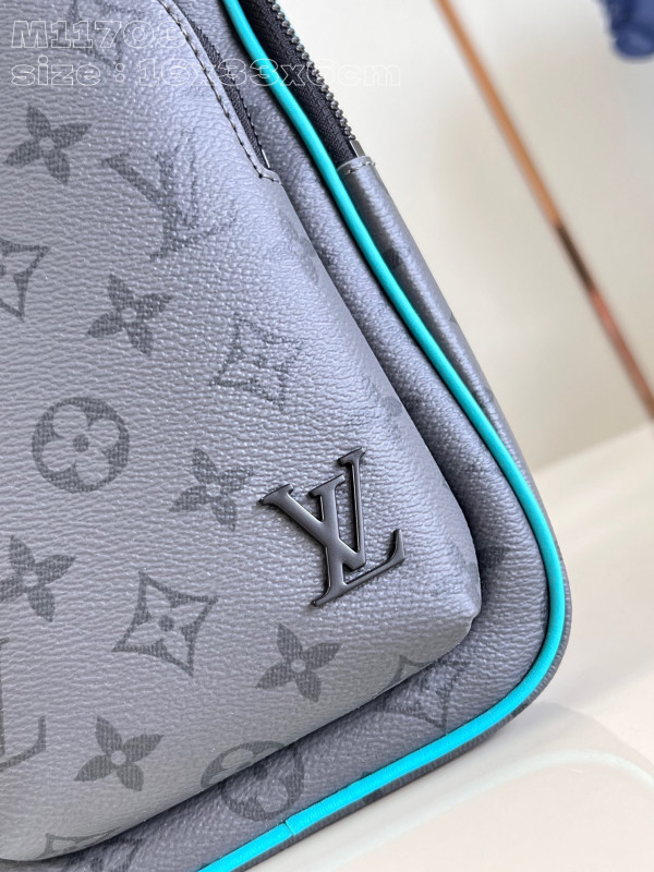l0*is V*t0n avenue slingbag-16*33*5.7cm