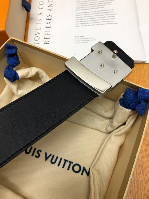 l0*is V*t0n belt
