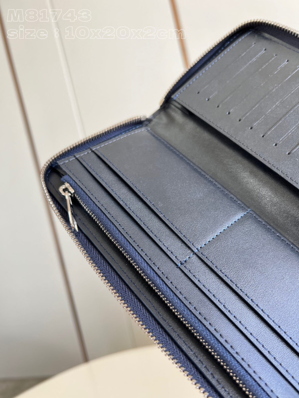 l0*is V*t0n zippy wallet-10*20*2 cm