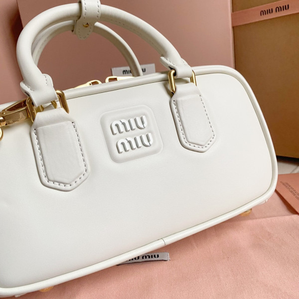 M*um*u arcadie leather bag-22x10.5x7.5cm