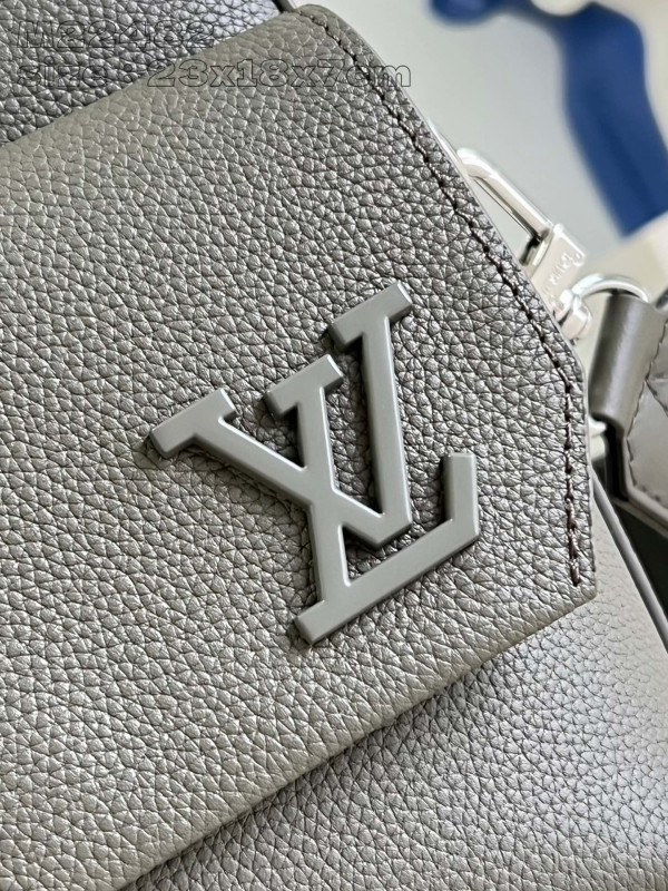l0*is V*t0n fastline messenger-23.5*18*7cm