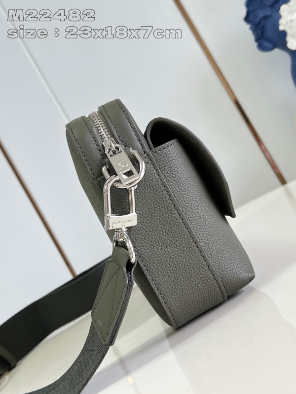 l0*is V*t0n fastline messenger-23.5*18*7cm