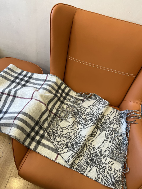 B**rry scarf