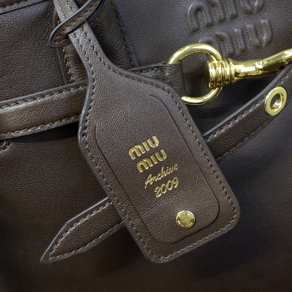 M*um*u aventure nappa leather bag