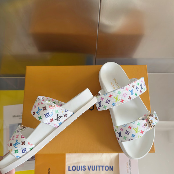 l0*is V*t0n sandals