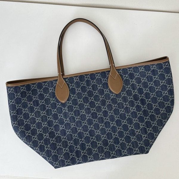 G*u*i totissima medium tote bag